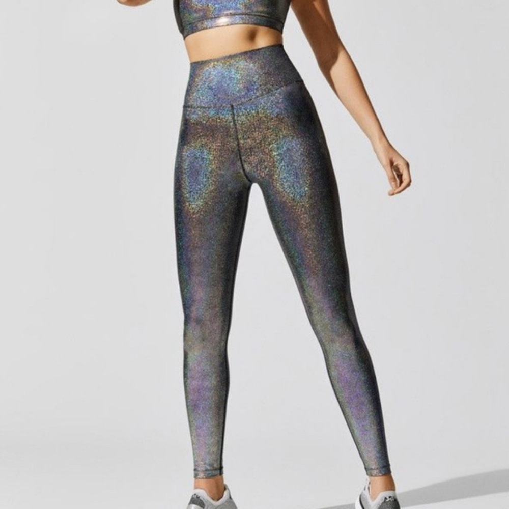 Beach Riot Holographic High-Waisted Leggings sz Medium